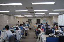 営業フロアの風景1