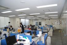 営業フロアの風景3