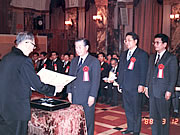 Chairman Tatsuo Katsumura receiving Okochi Award